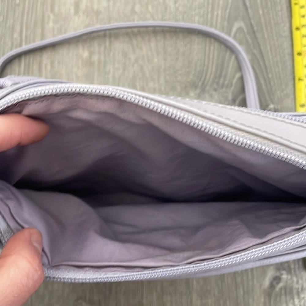 Light Purple Purse - Picture 2 of 7